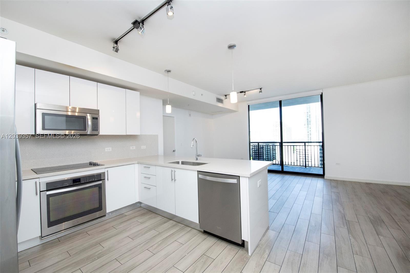 999 SW 1st Avenue 2402, Miami, FL 33130, Miami