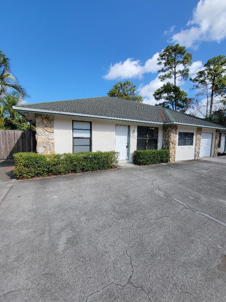 1087 Goldenrod Road, Wellington, FL 33414, Wellington