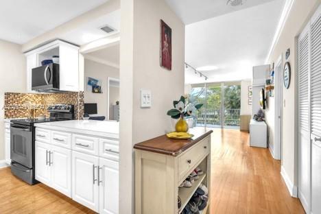 11111 Biscayne Boulevard 2F, Miami, FL 33181, Miami