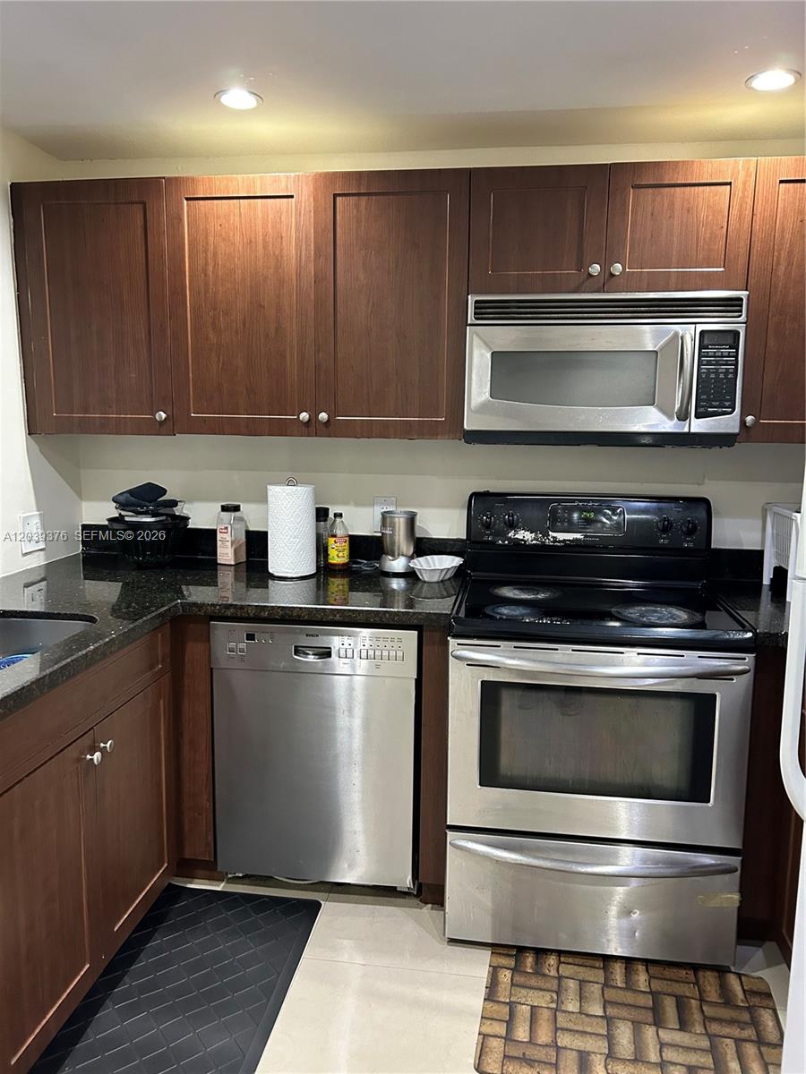 11855 NE 19th Drive 21, North Miami, FL 33181, North Miami