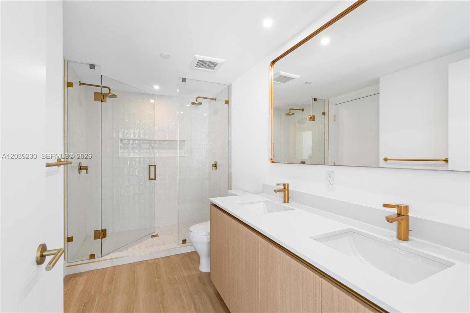 90 NE 32nd Street 1009 — photo 11
