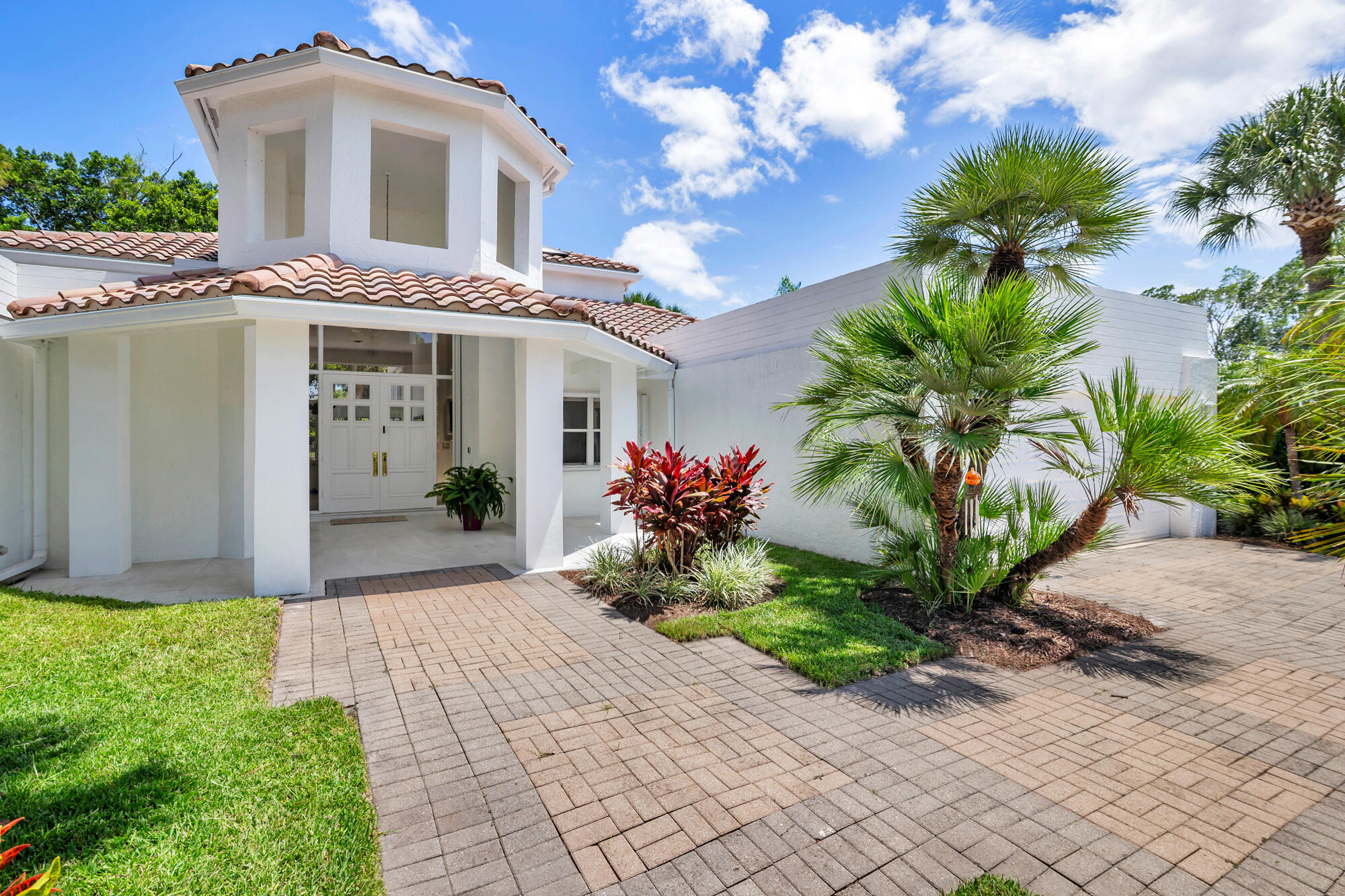 1084 Seagull Park Road S, West Palm Beach, FL 33411, West Palm Beach