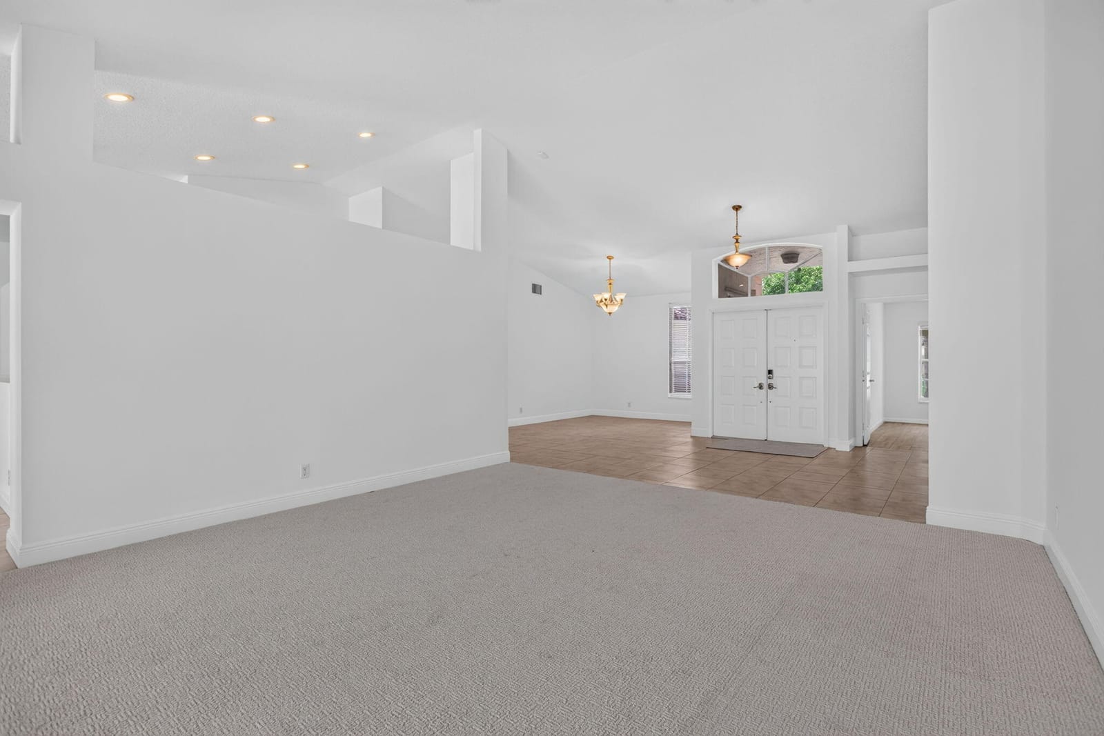 9175 NW 41st Manor — photo 4