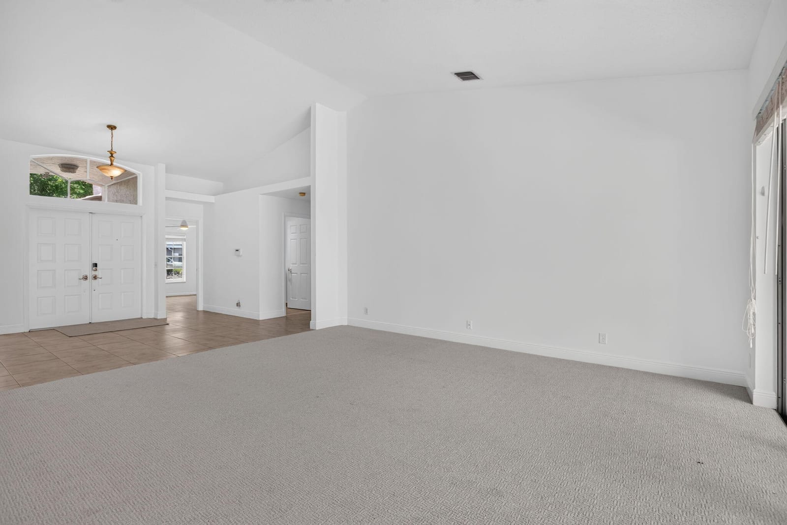 9175 NW 41st Manor — photo 5