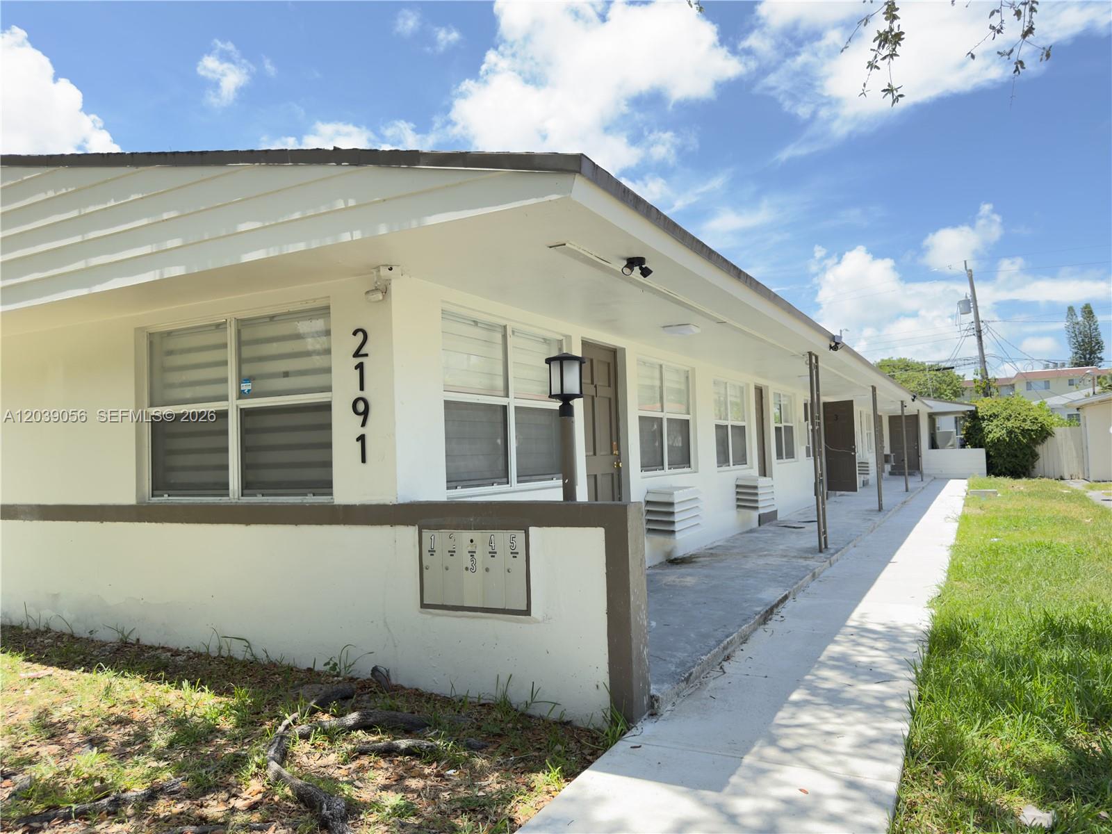 2191 NE 167th Street 5, North Miami Beach, FL 33162, North Miami Beach
