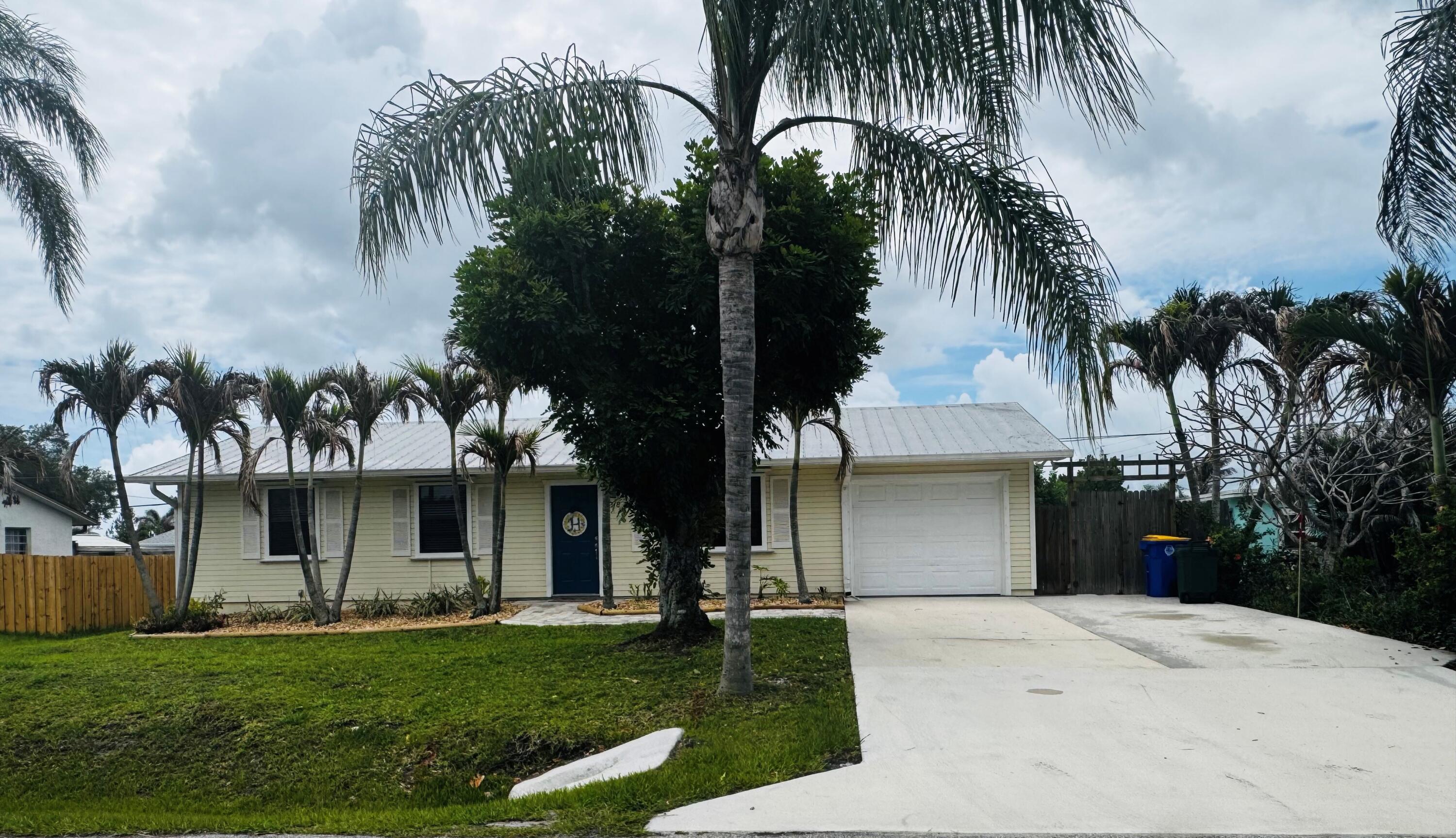 1918 SE Monroe Street, Stuart, FL 34997, Stuart