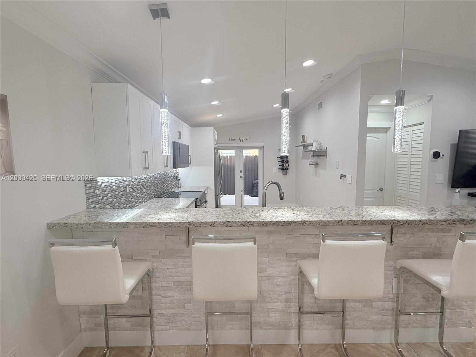 19331 NW 57th Court, Miami, FL 33015 photo 15