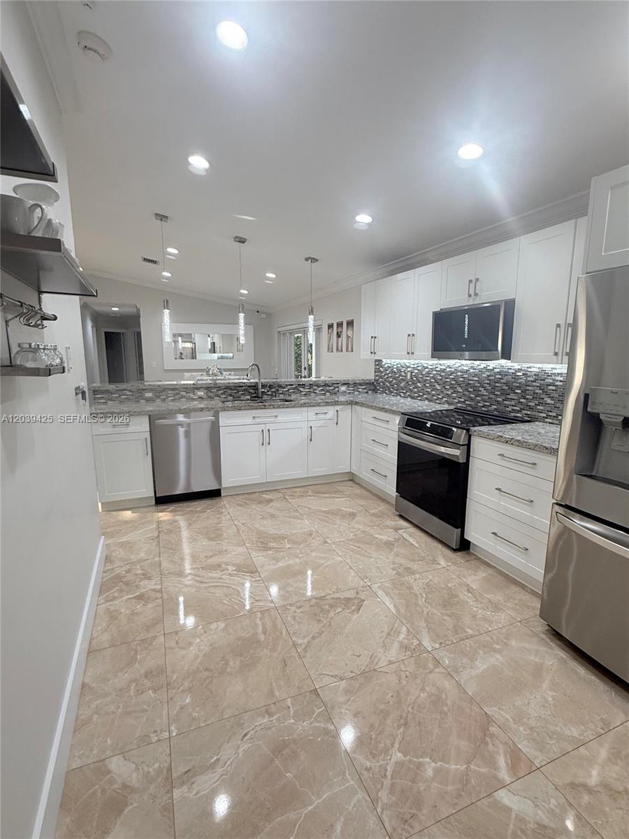 19331 NW 57th Court, Miami, FL 33015 photo 20