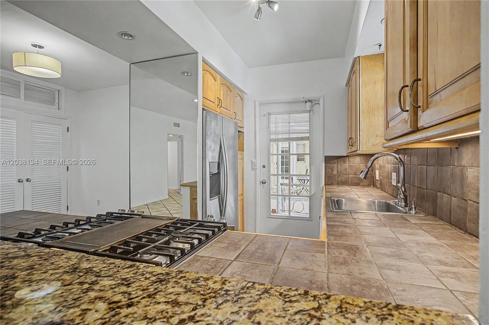 1751 Washington Avenue 1F — photo 7
