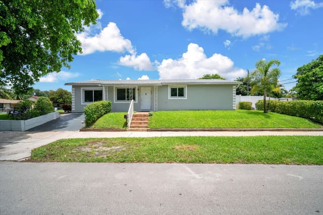 7321 Cody Street, Driftwood Estates, Hollywood, FL