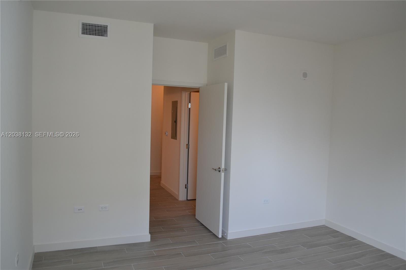 999 SW 1st Avenue 3202, Miami, FL 33130 photo 12
