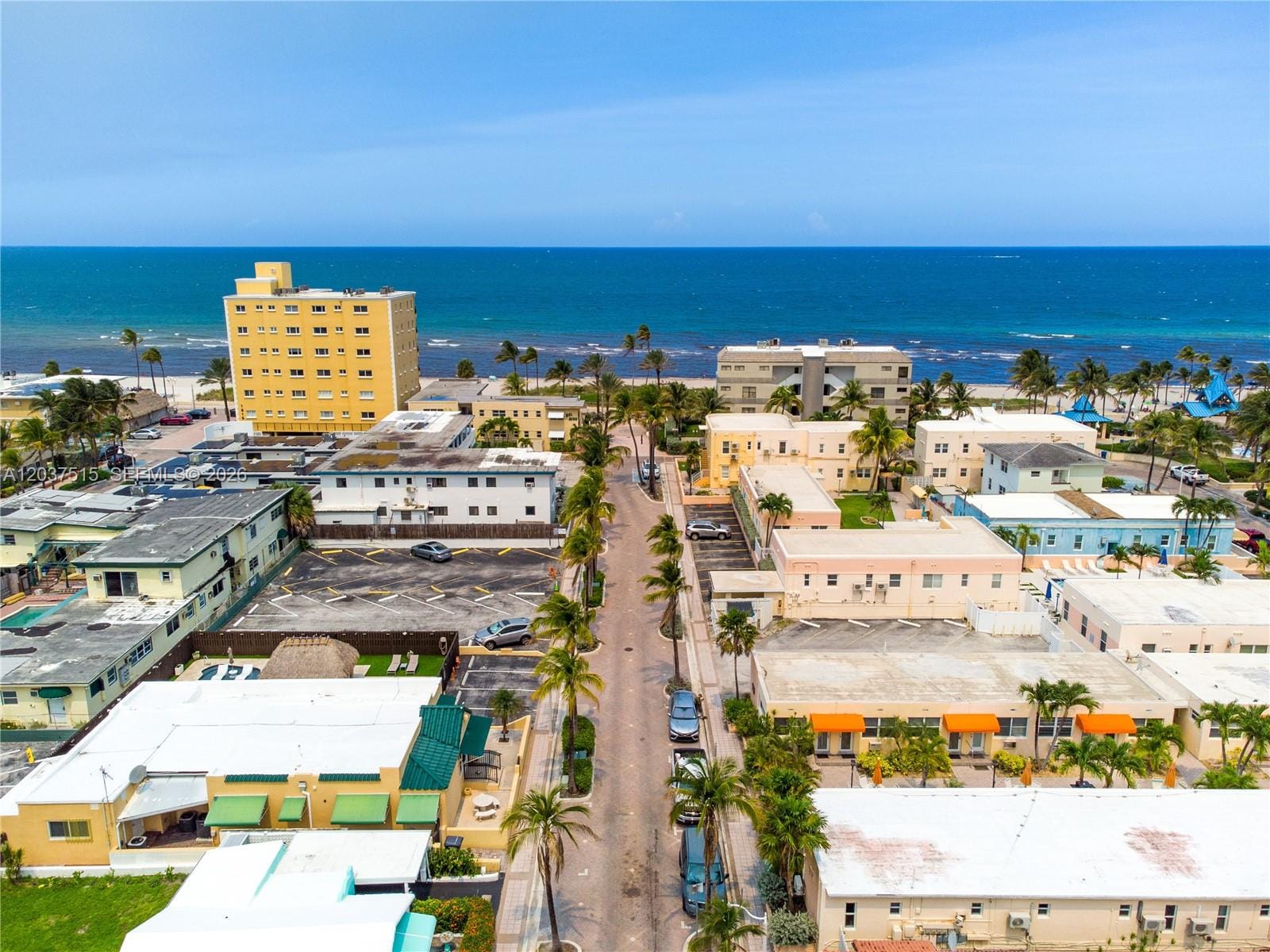 336 Arthur Street 118, Hollywood, FL 33019 photo 12