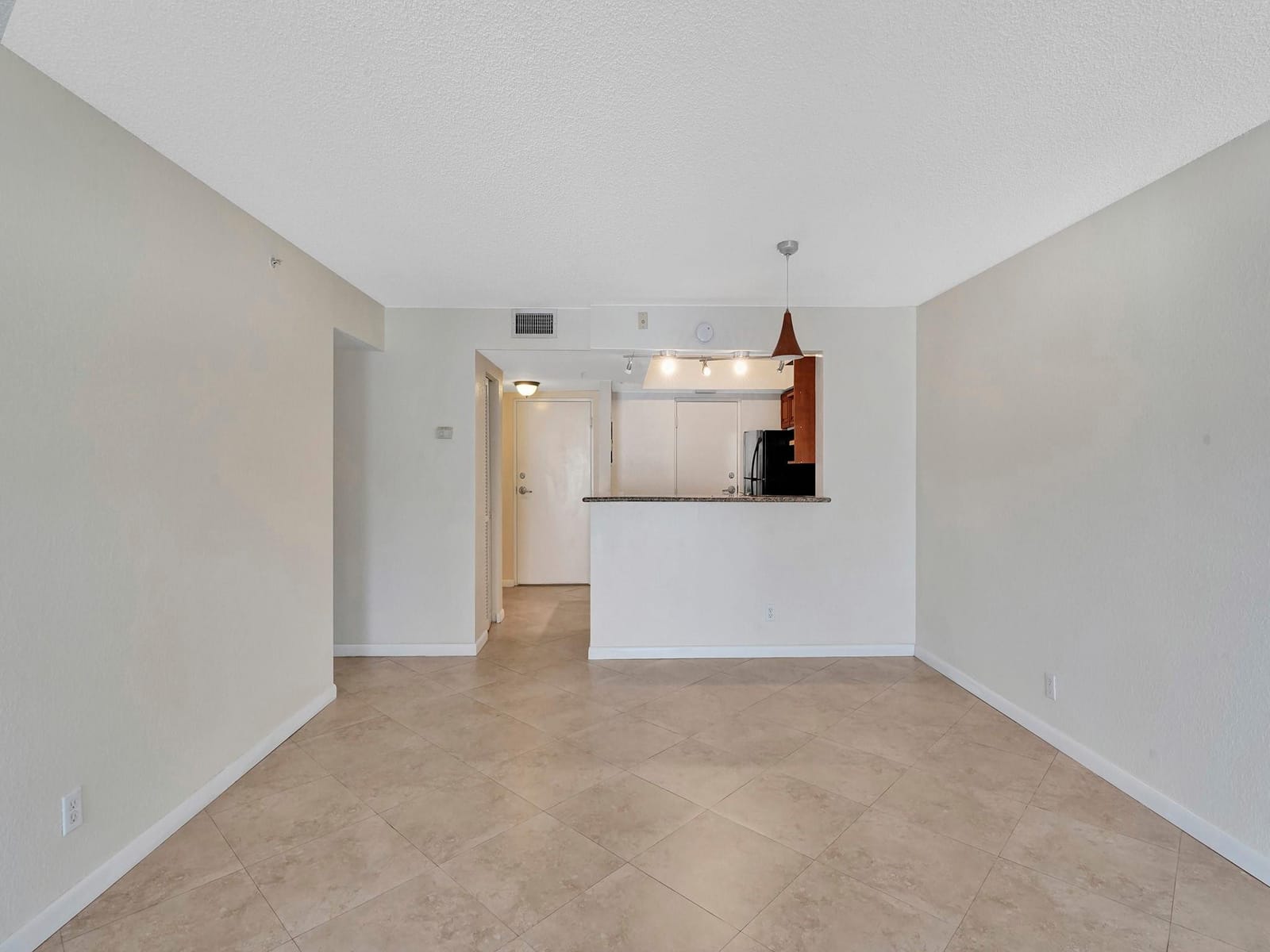 4025 N Federal Highway B311 — photo 11