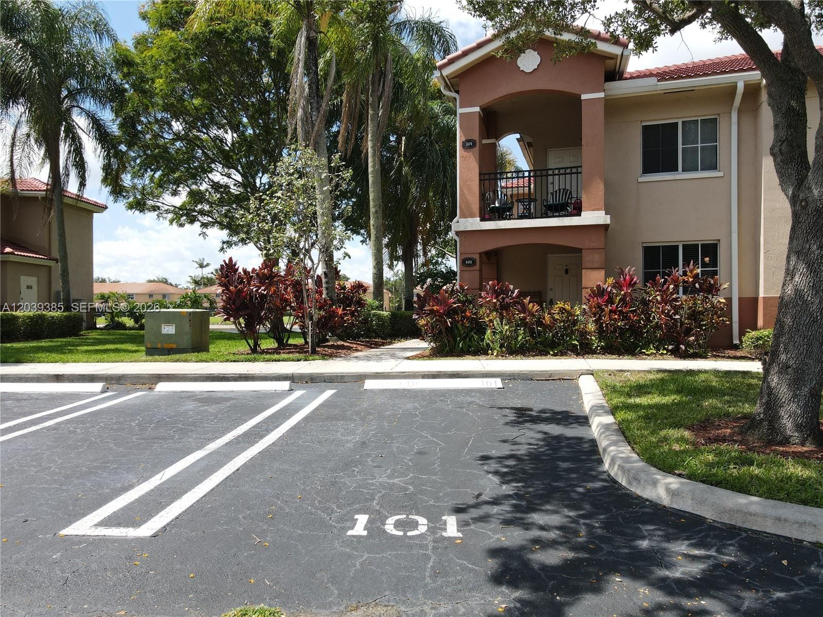 3486 Briar Bay Boulevard 101, West Palm Beach, FL 33411 photo 3