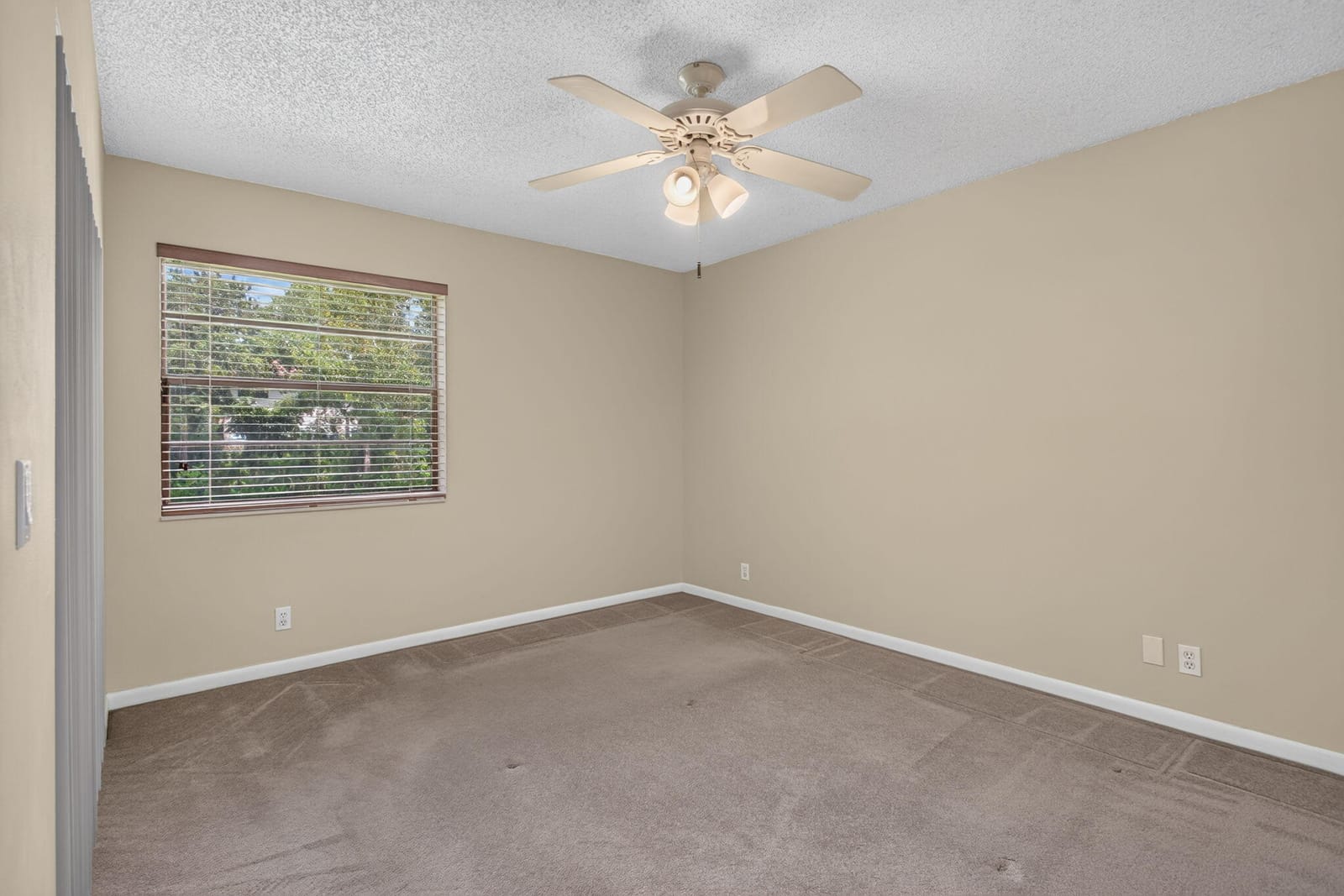 353 NW 36th Avenue, Deerfield Beach, FL 33442 photo 12