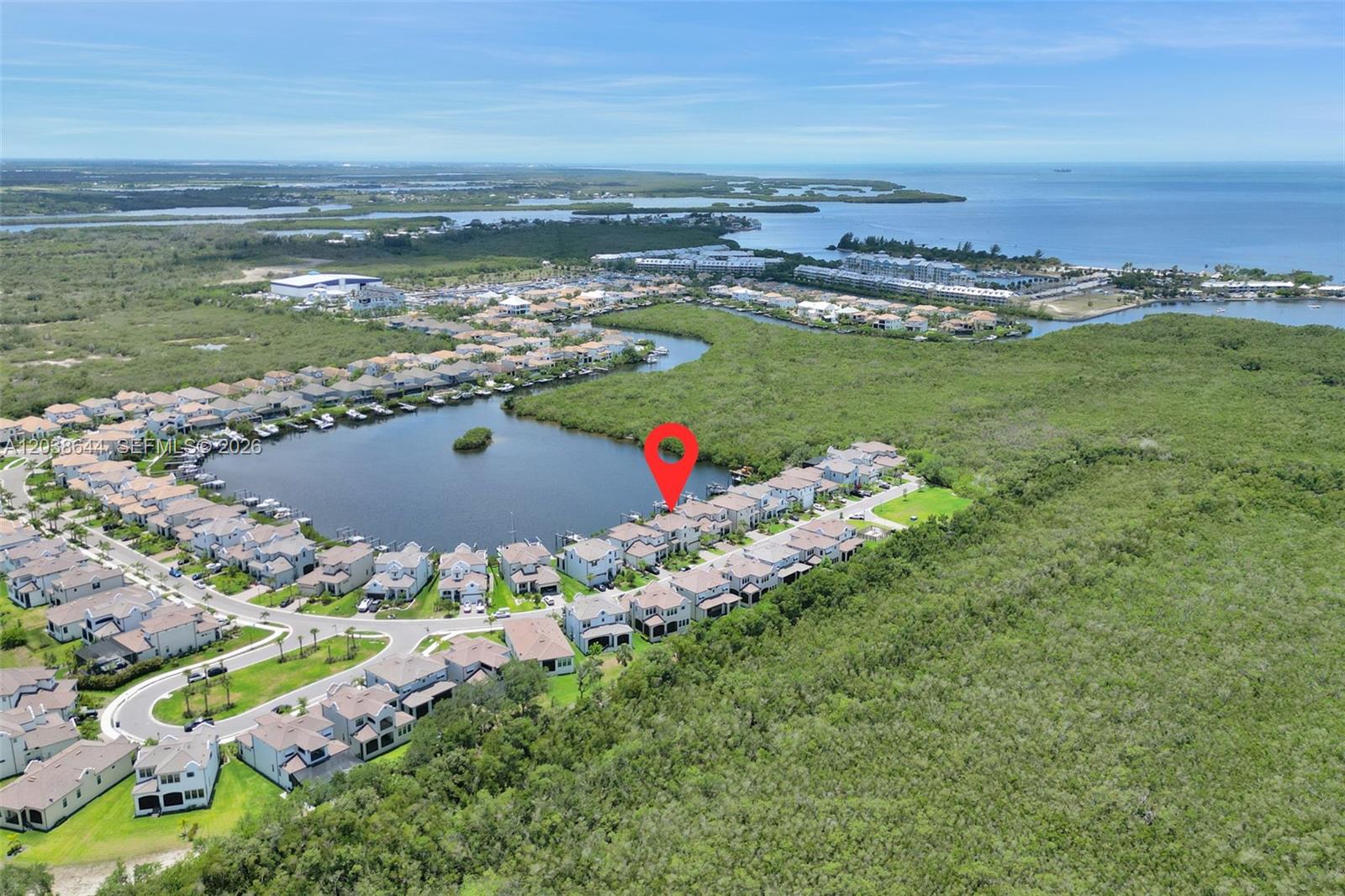 1112 Seagrape Drive, FL 33570 photo 18