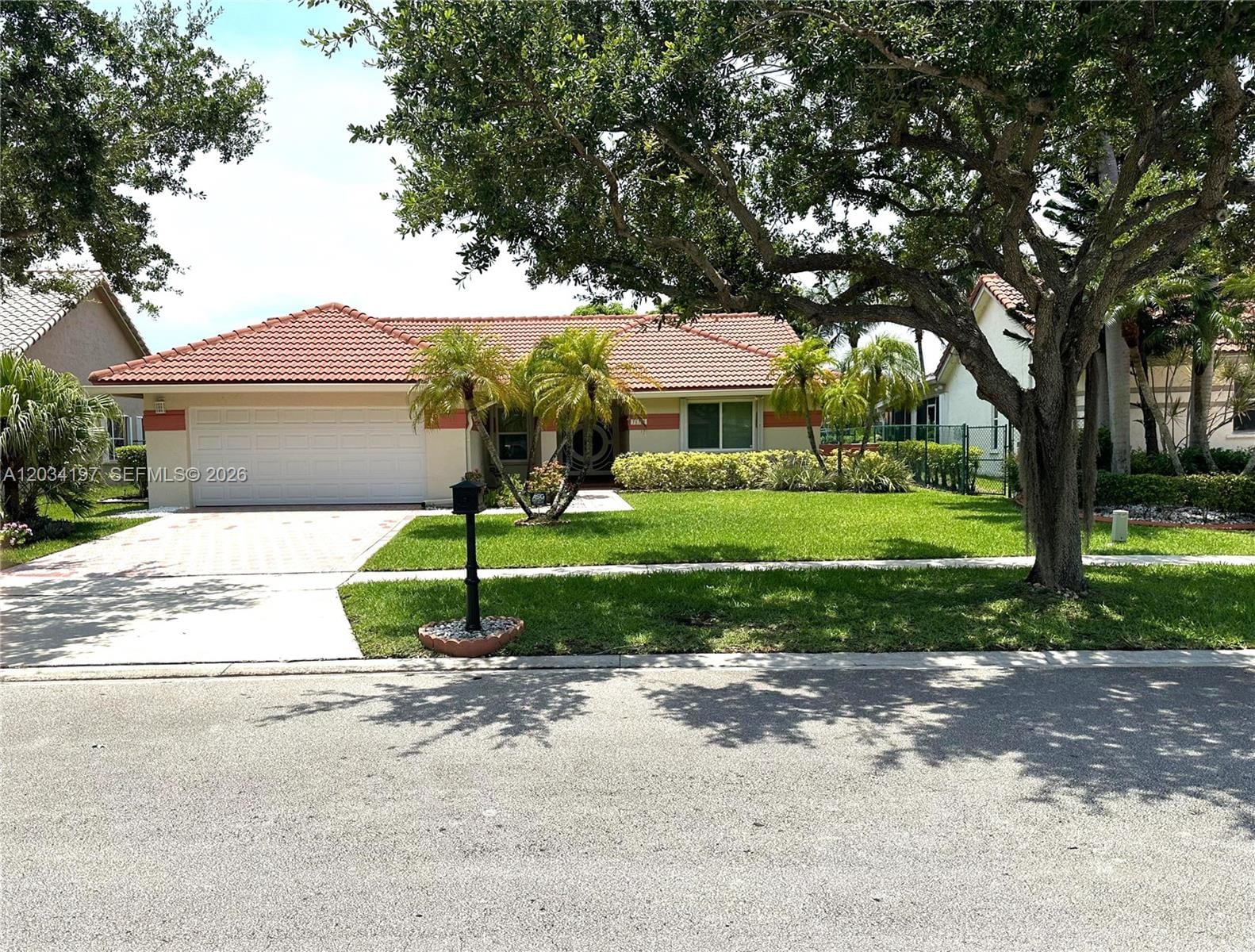 16328 NW 11th Street, Pembroke Pines, FL 33028 photo 2