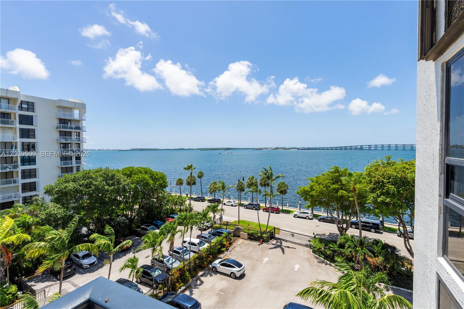 1450 Brickell Bay Drive 602, Miami, FL 33131, Miami