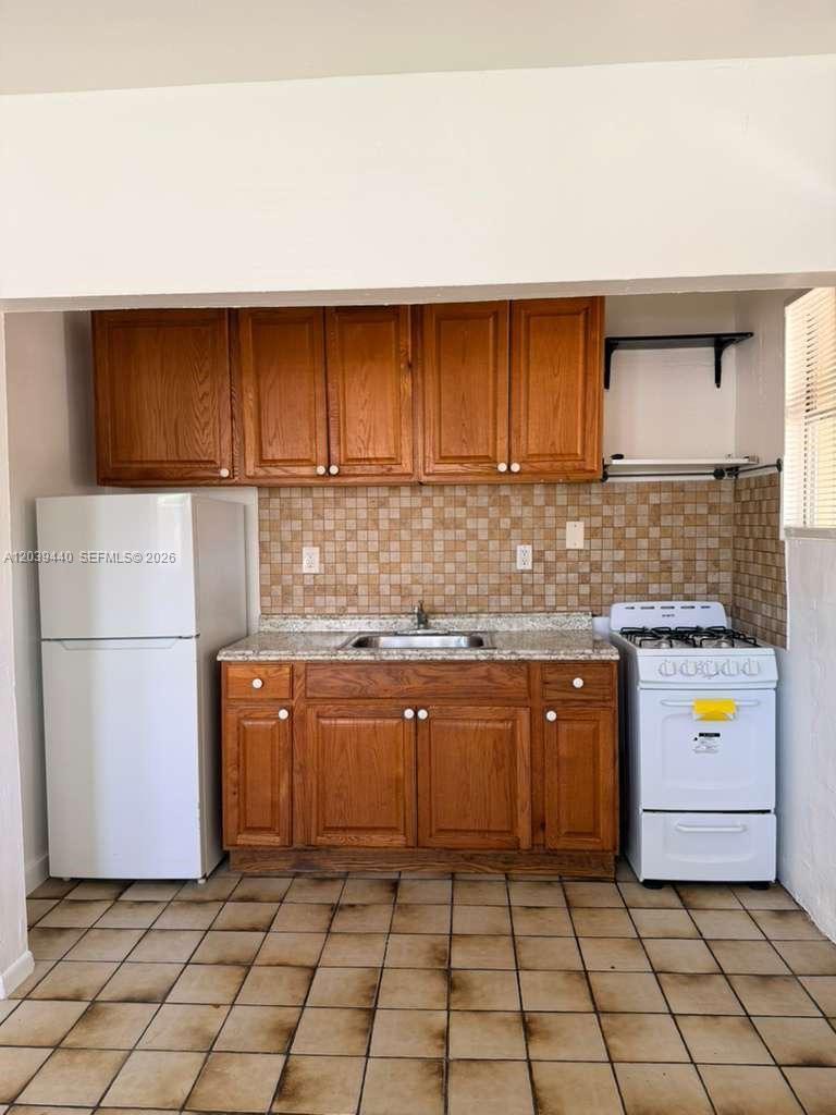 1844 Taft Street 15, Hollywood, FL 33020, Hollywood