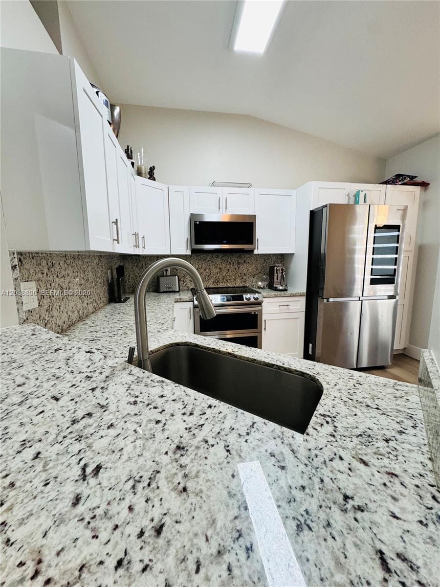 1480 Sweetbay Way, Hollywood, FL 33019 photo 6