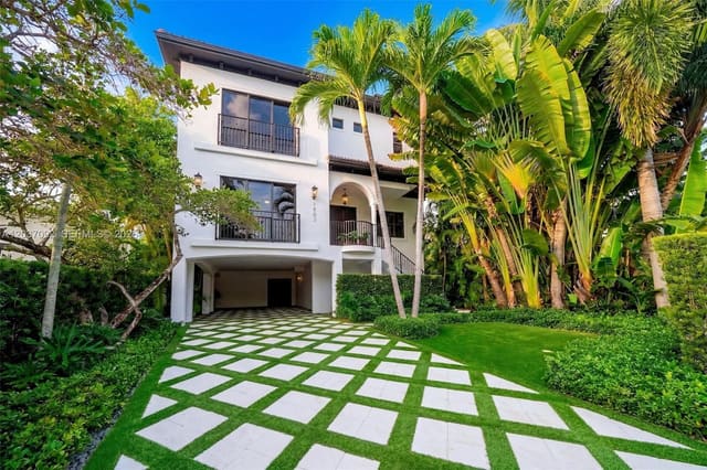 1803 S Bayshore Lane, Fairhaven Miami, Miami, FL