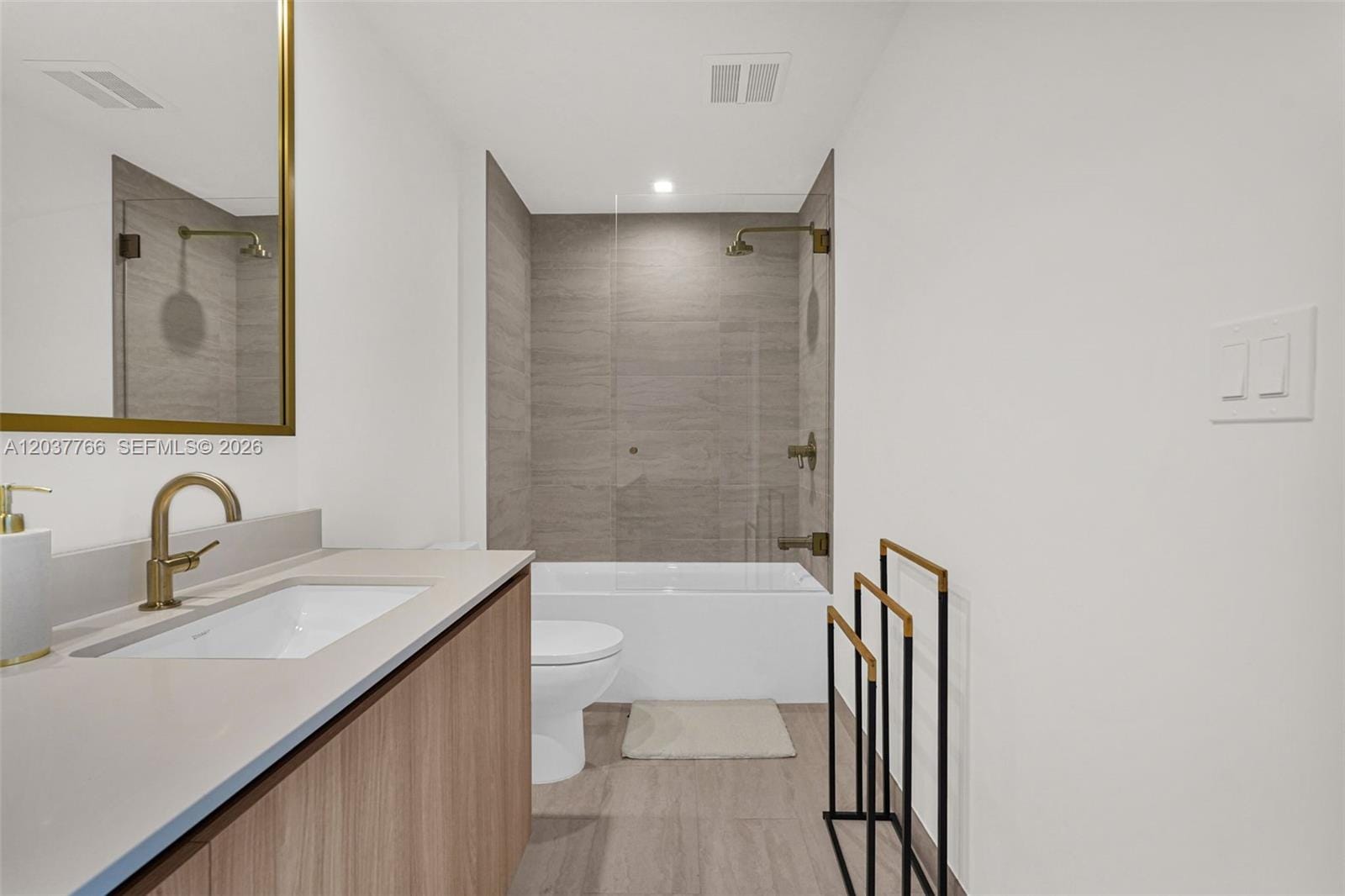 77 SE 5th Street 3714, Miami, FL 33131 photo 20