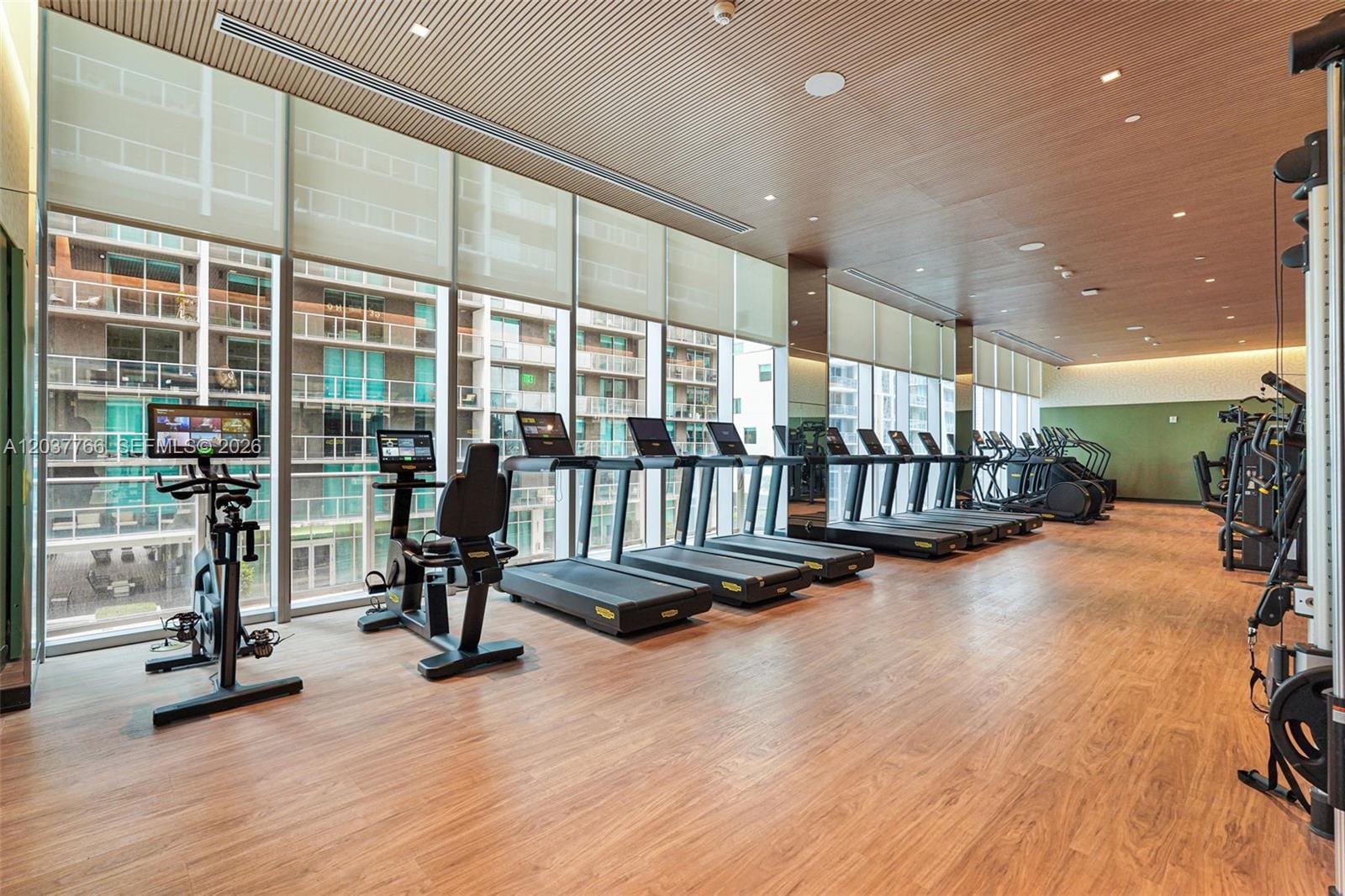 77 SE 5th Street 3714, Miami, FL 33131 photo 25