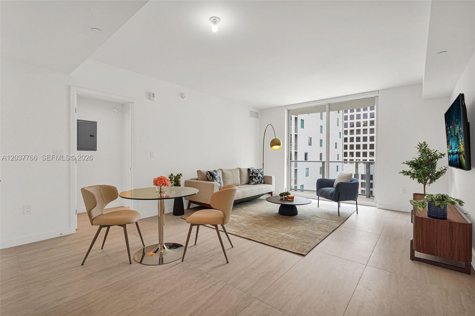 77 SE 5th Street 3714, Miami, FL 33131, Miami