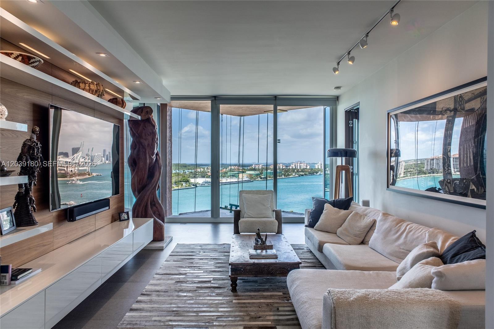 300 S Pointe Drive 1502, Miami Beach, FL 33139, Miami Beach