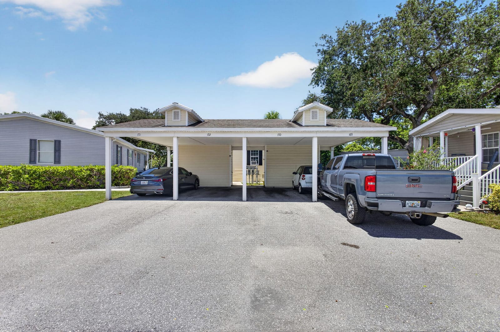 170 Maple Avenue W, Palm Beach Gardens, FL 33410