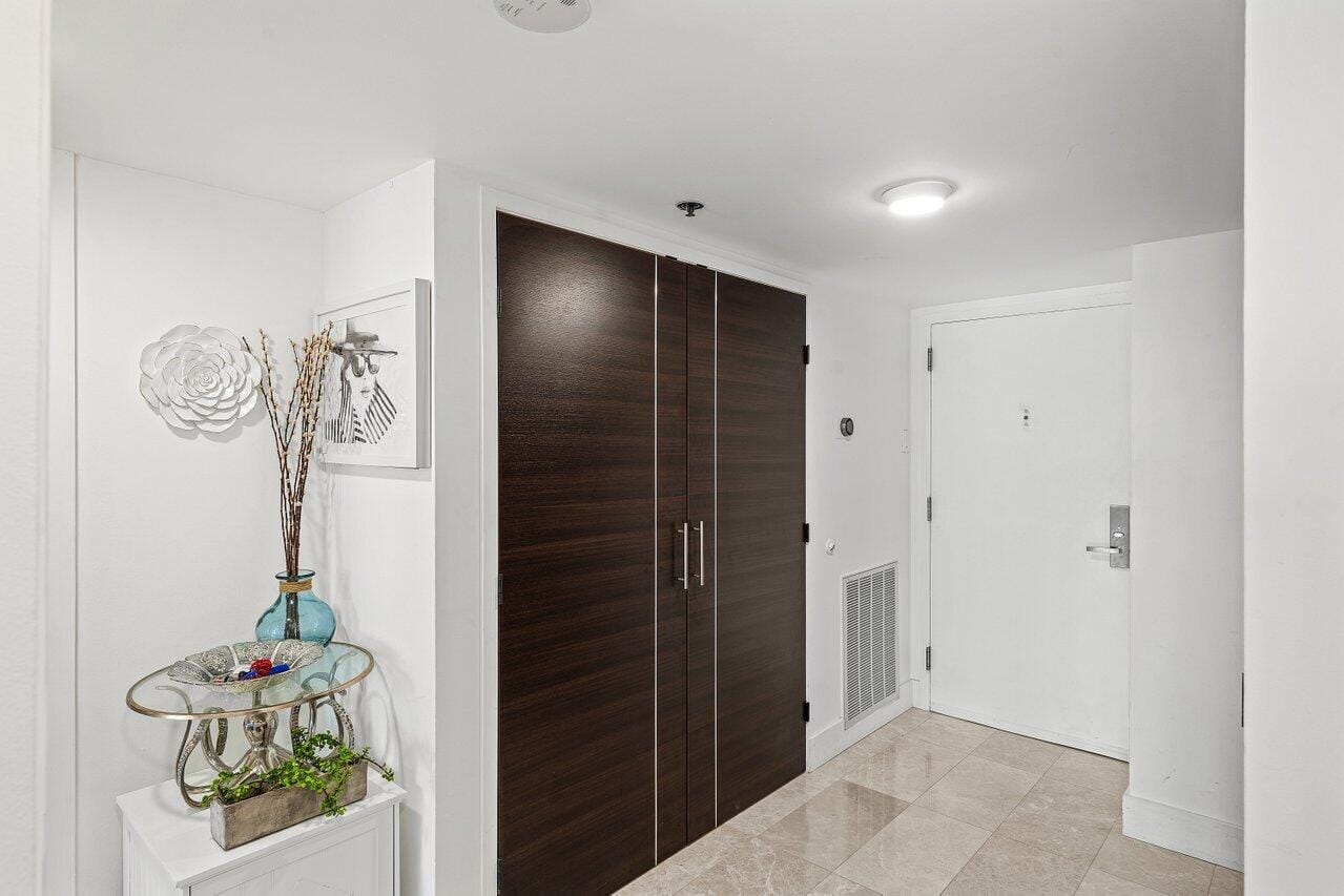 901 E Camino Real 1c — photo 2