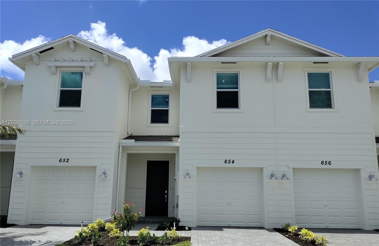 654 SE Lake Falls Street 654, Port St. Lucie, FL 34984, Port St Lucie