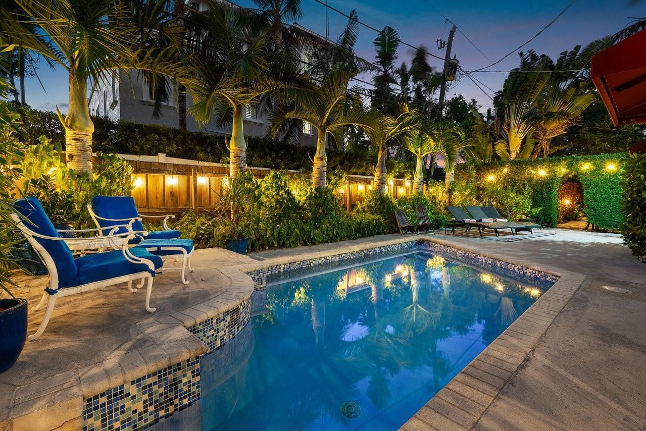 615 & 617 NE 9th Avenue, Fort Lauderdale, FL 33304, Fort Lauderdale