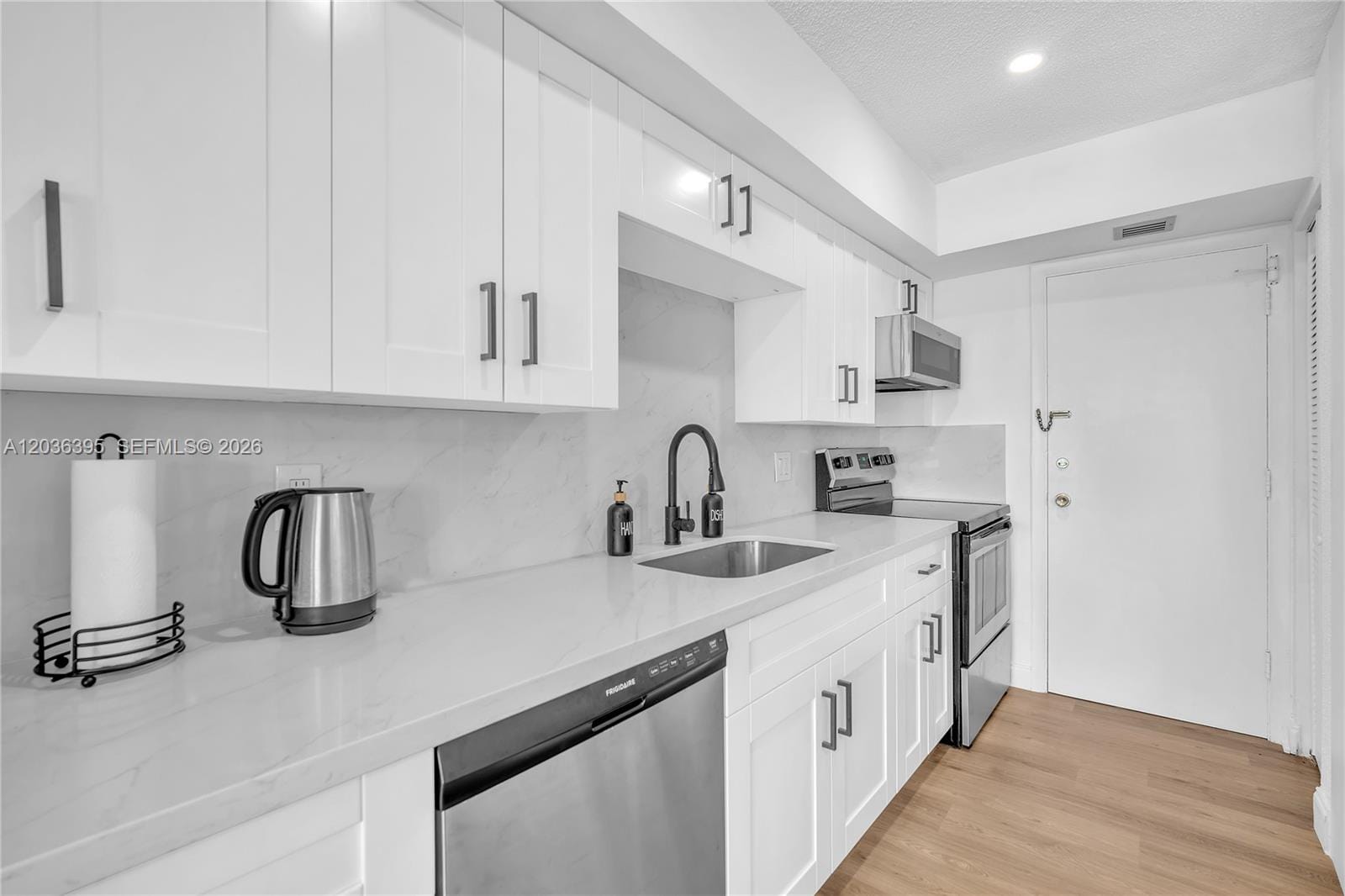 200 Diplomat Parkway 626, Hallandale Beach, FL 33009 photo 18