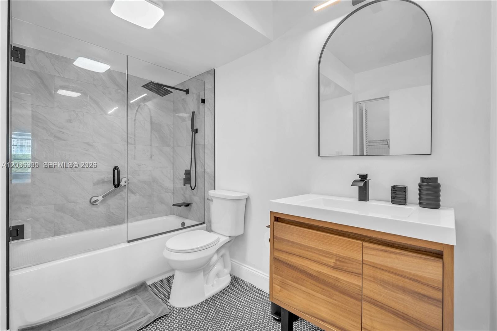 200 Diplomat Parkway 626, Hallandale Beach, FL 33009 photo 9