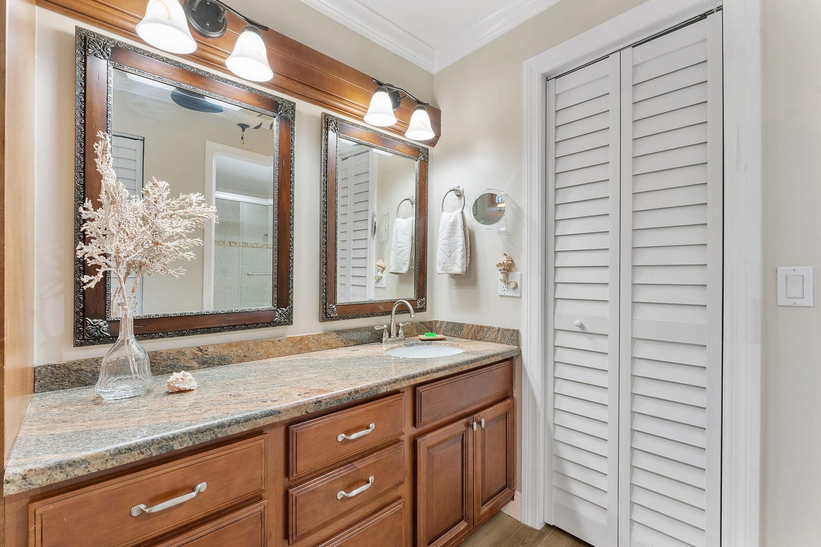 1041 Orange Terrace 104, Delray Beach, FL 33445 photo 21