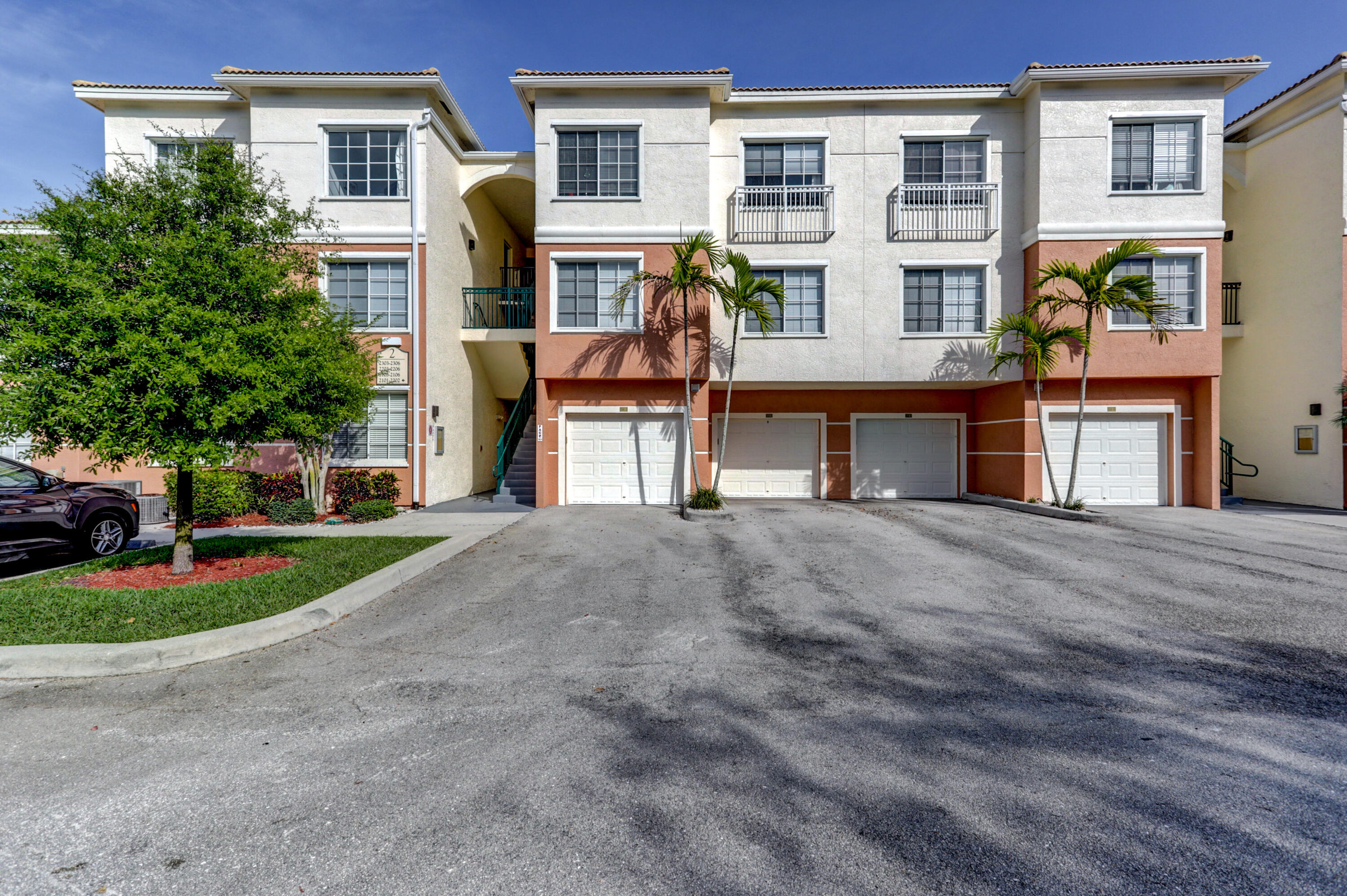 2210 Myrtlewood Circle E, Palm Beach Gardens, FL 33418, Palm Beach Gardens
