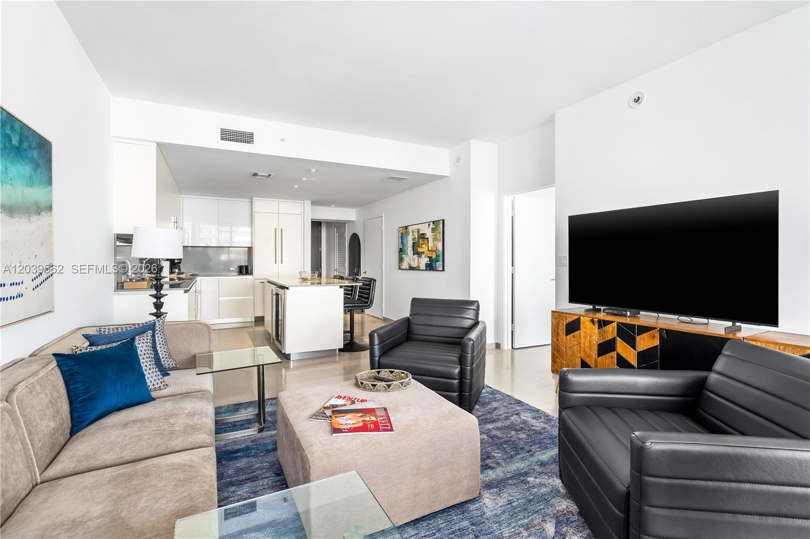 88 SW 7th Street 1006 — photo 11