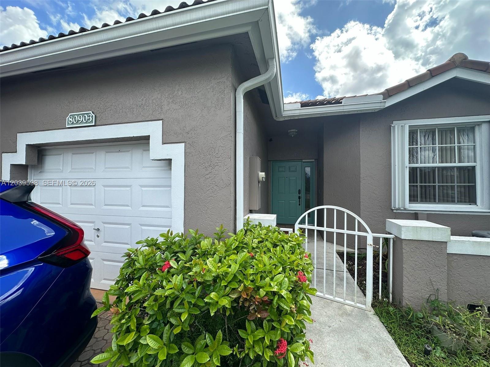 8090 S Aragon Boulevard 3, Sunrise, FL 33322, Sunrise