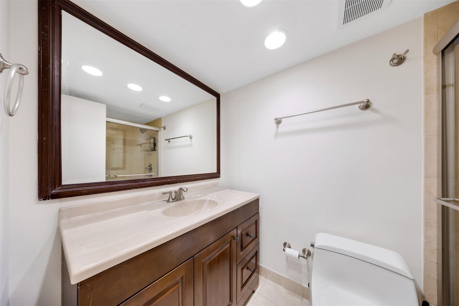 18181 NE 31st Court 804, Aventura, FL 33160 photo 16
