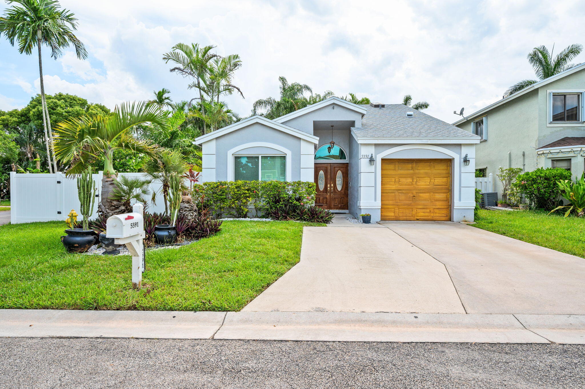5591 SW 99th Avenue, Cooper City, FL 33328, Cooper City