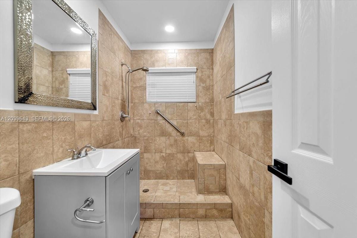 4719 E 8th Court, Hialeah, FL 33013 photo 16