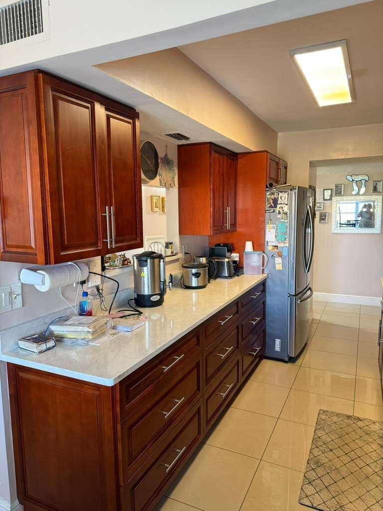4164 Inverrary Drive 302 — photo 3