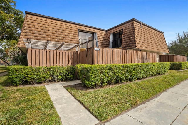 1821 18th Lane, Greenacres, FL 33463
