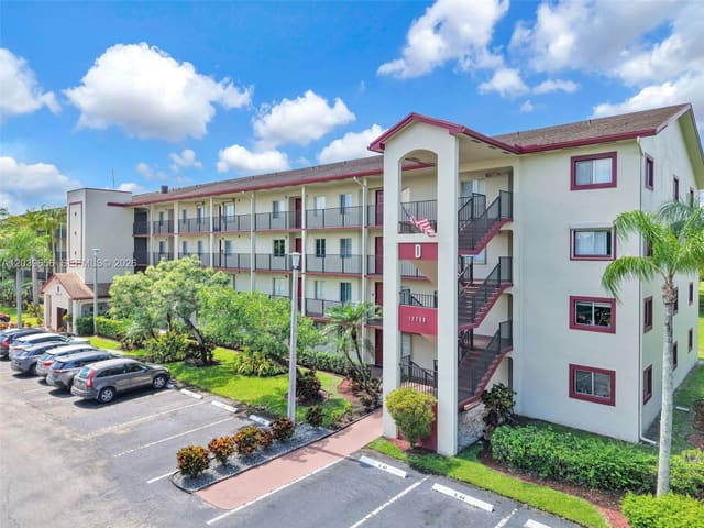 12750 SW 15th Street, Pembroke Pines, FL 33027