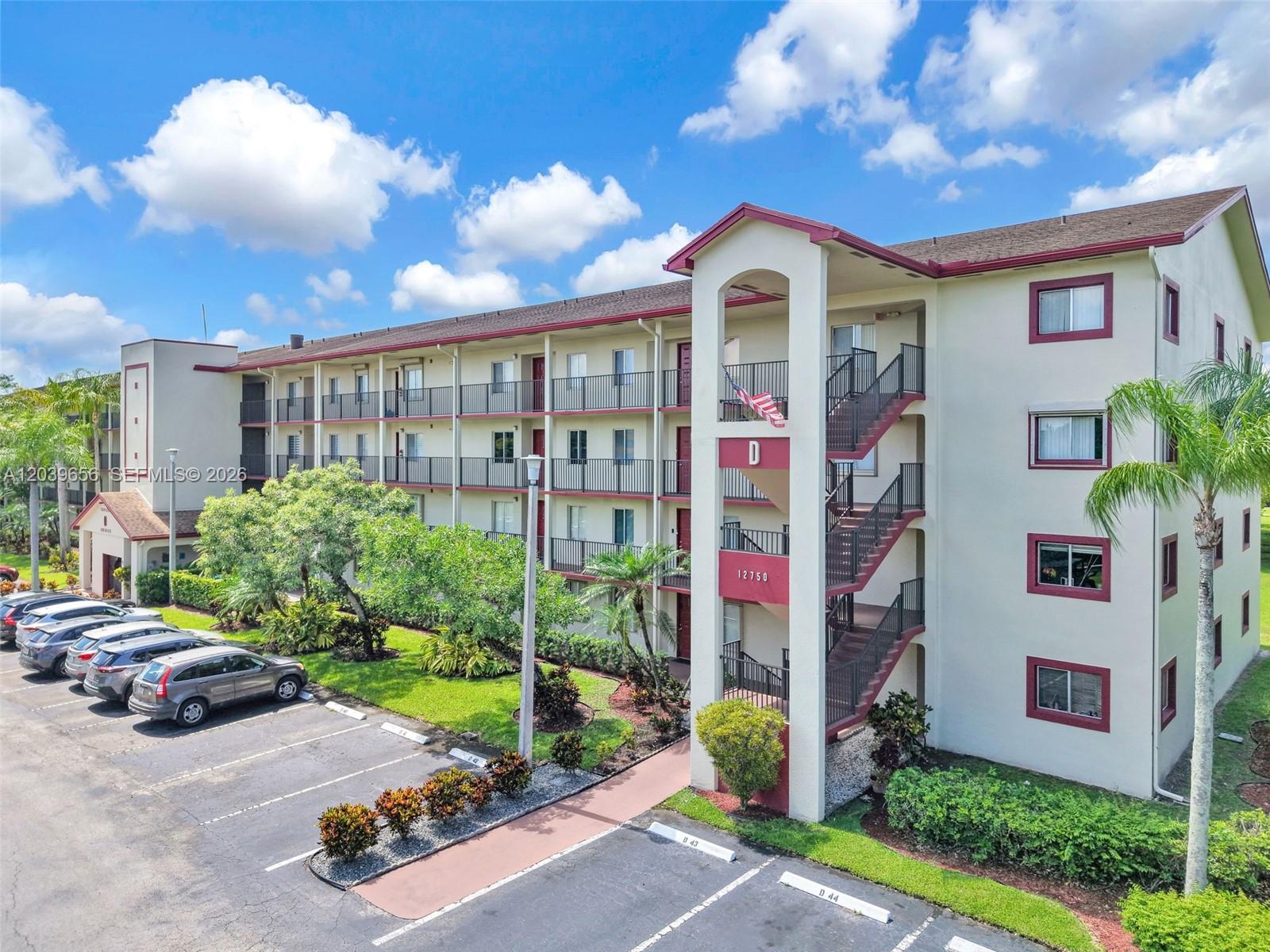 12750 SW 15th Street, Pembroke Pines, FL 33027, Pembroke Pines