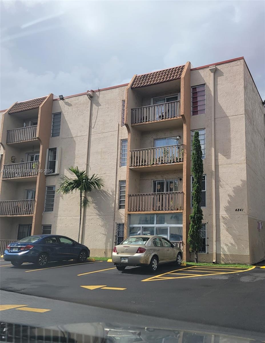 4841 NW 7th Street 2014, Miami, FL 33126, Miami