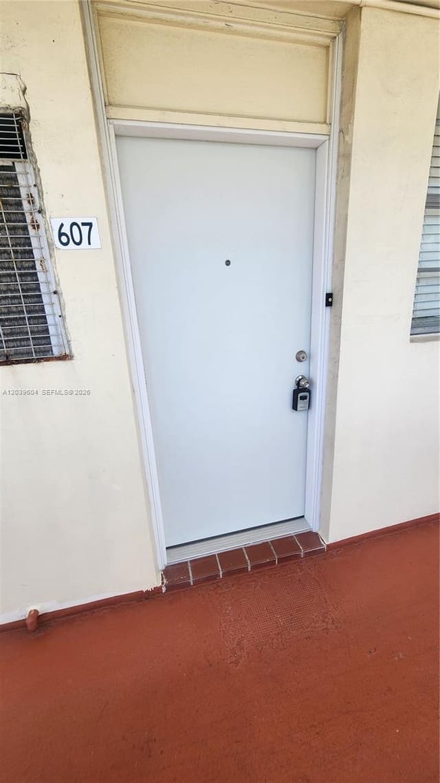 2920 Point East Drive N607, Aventura, FL 33160