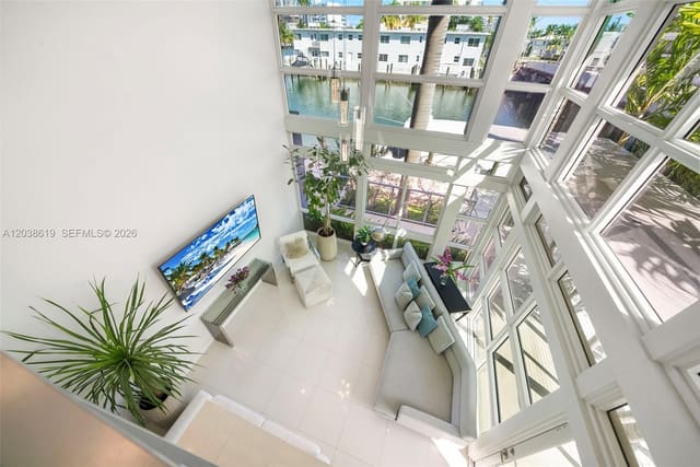 39 N Shore Drive, Miami Beach, FL 33141