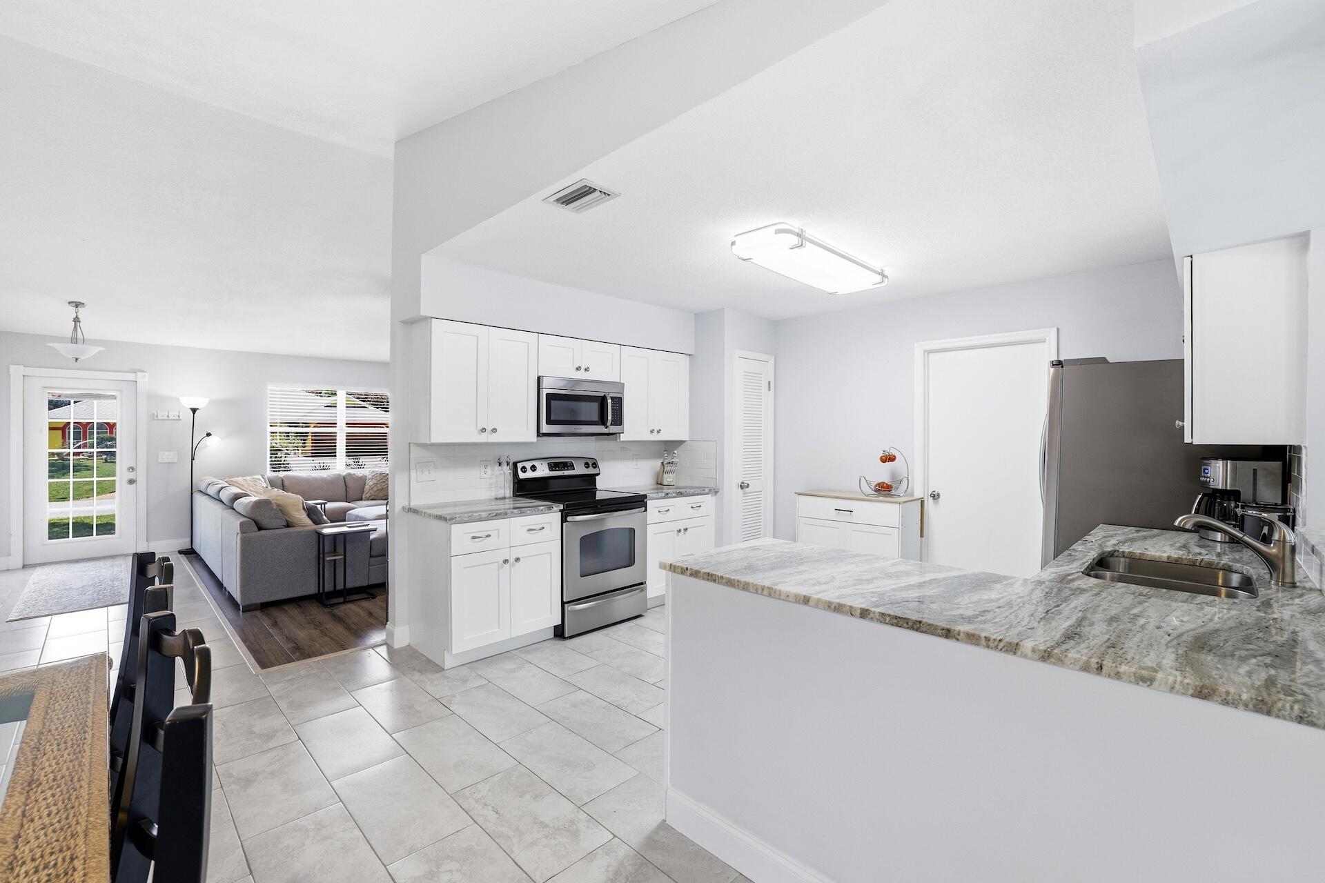 580 SW Duval Avenue, Port St. Lucie, FL 34983, Port St Lucie